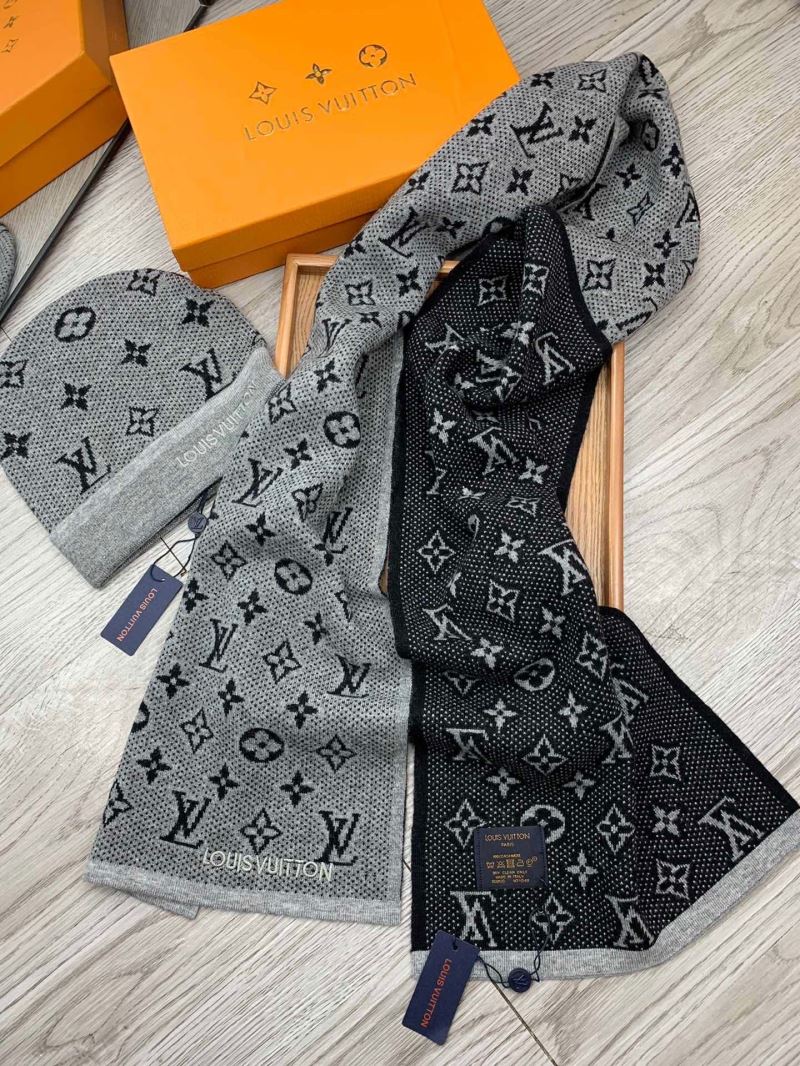 Louis Vuitton Caps Scarfs